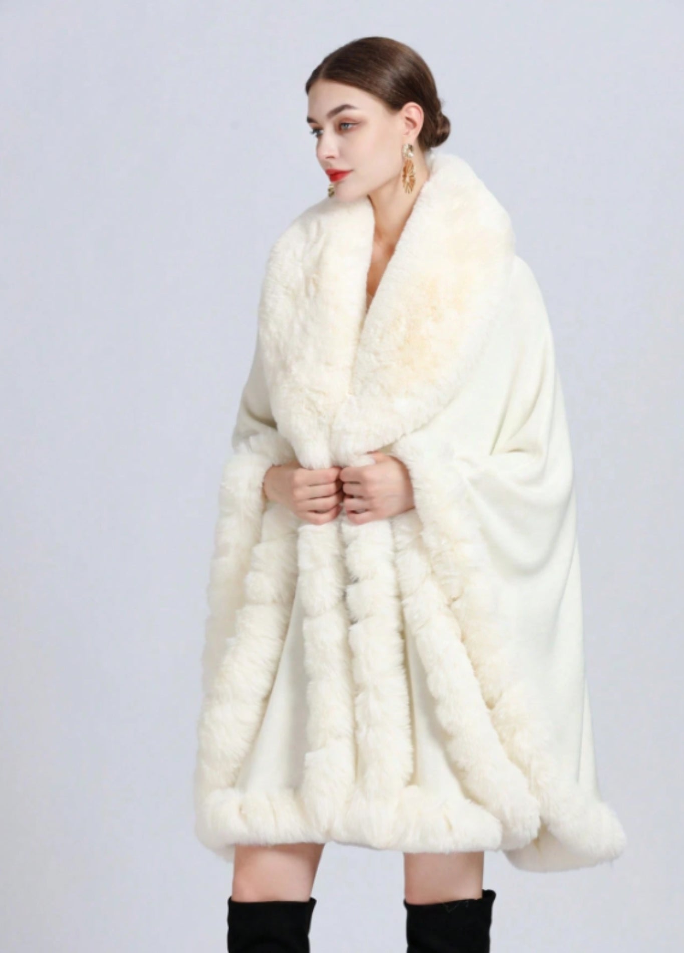 Women's Faux Fur Poncho | Lustréa