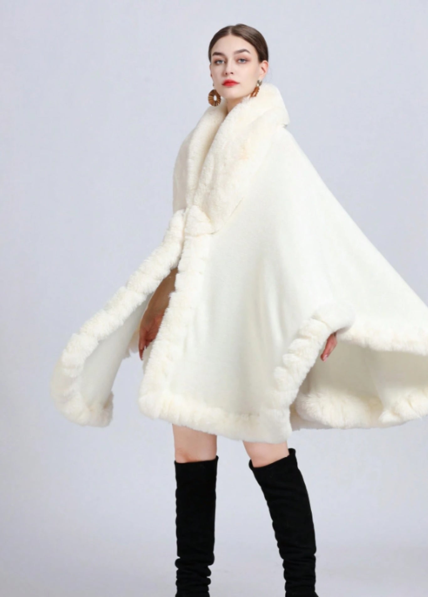 Women's Faux Fur Poncho | Lustréa