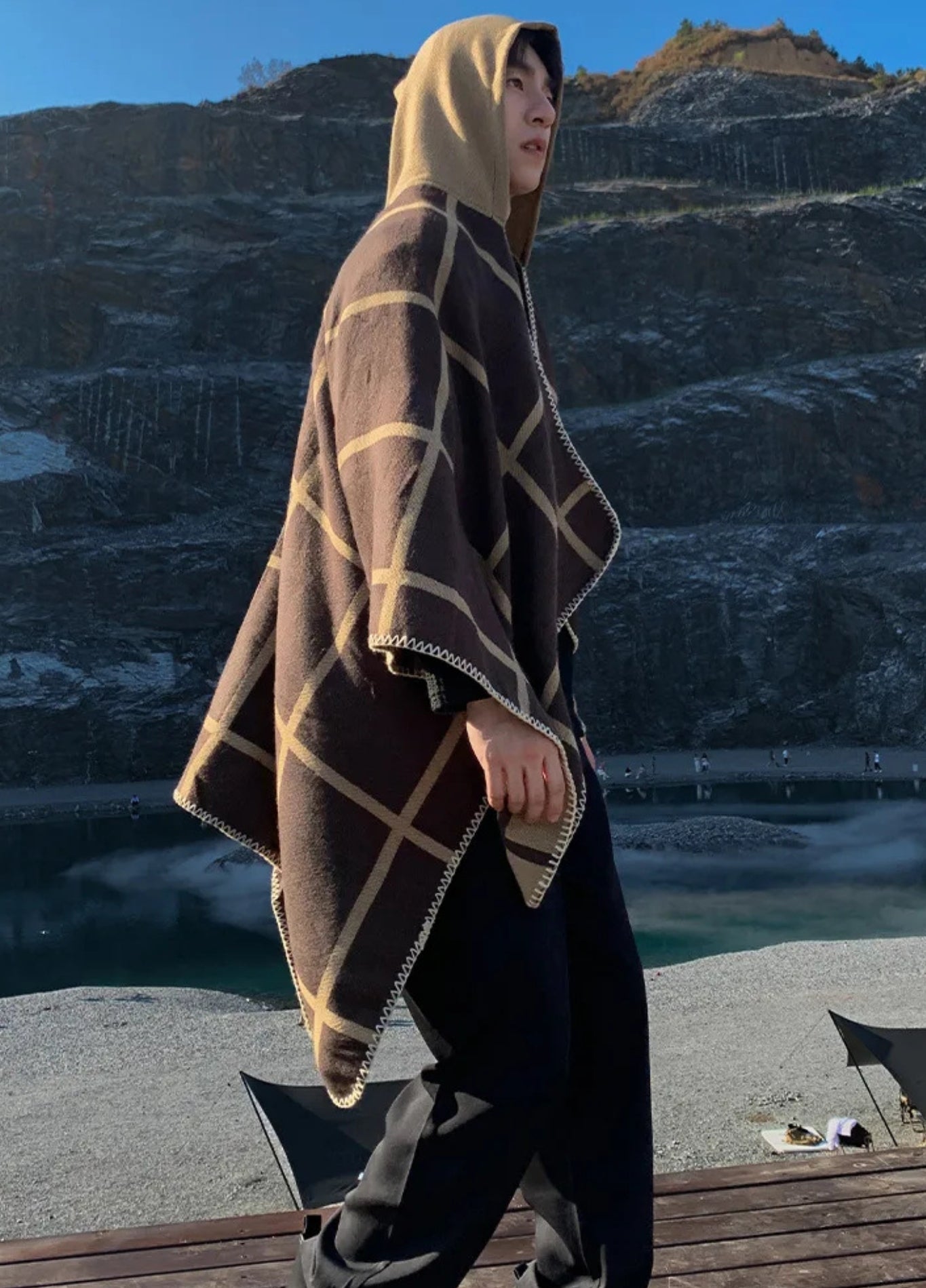 Men's hooded poncho cape | Ardén