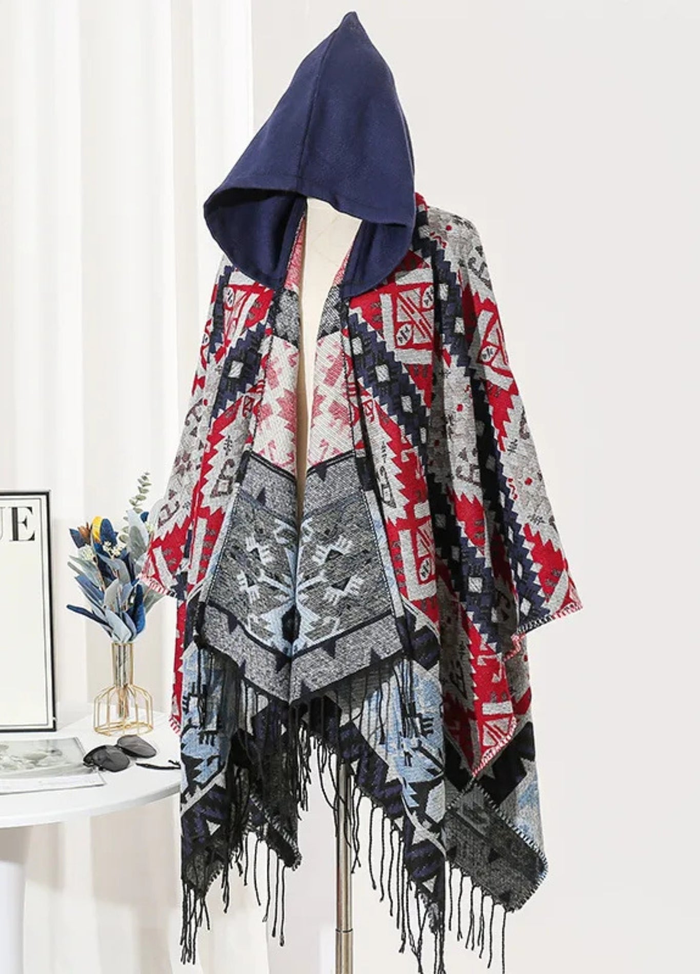 Andean-inspired men's poncho | Korr 