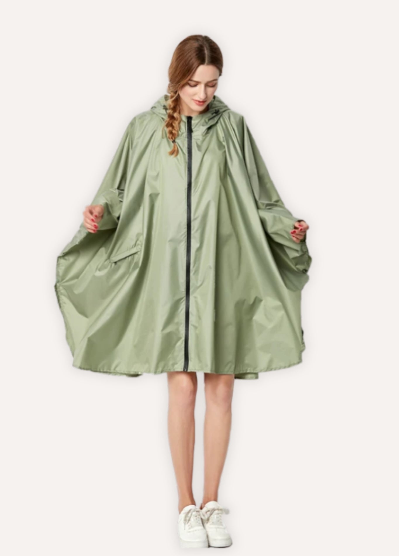 Hooded Poncho for Everyday Rain Protection | Klyra