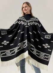 Ladies poncho with geometric jacquard | Aya