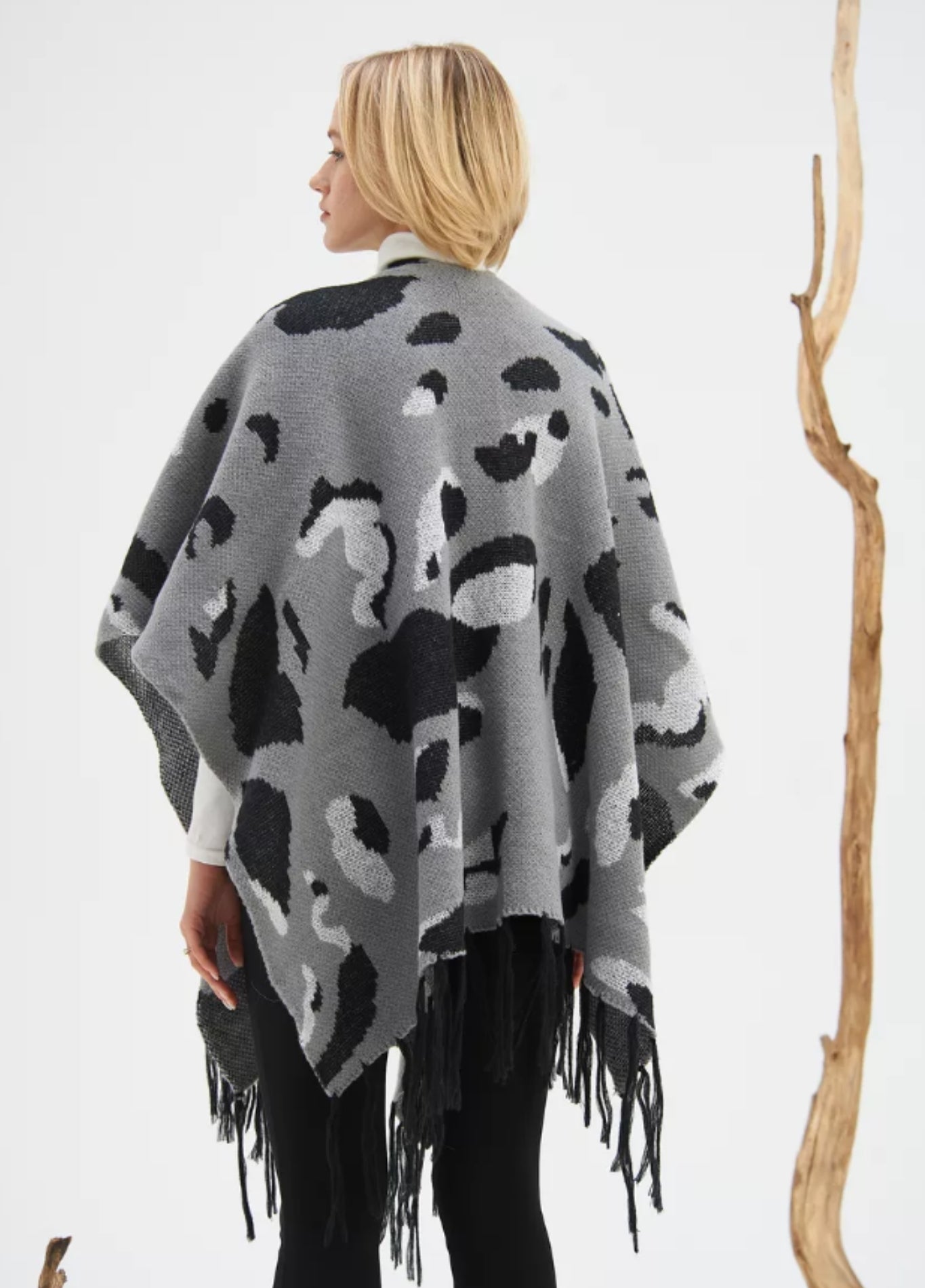 Women's animal print poncho | Wyldéa